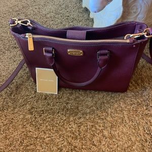 Plum shoulder bag